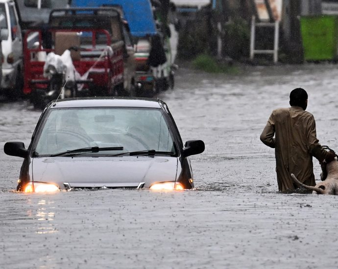 at-least-three-killed-in-landslide,-heavy-rains-in-northern-pakistan