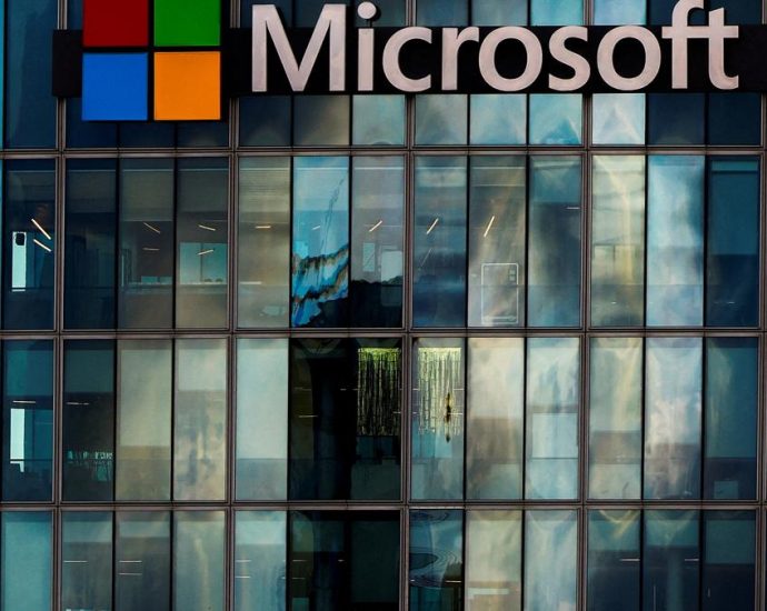 microsoft-server-hack-hit-about-100-organizations:-possibly-targeting-governments-and-businesses