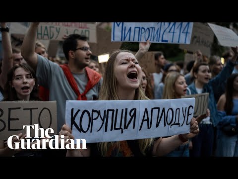 protests-in-ukraine-as-zelenskyy-approves-law-to-weaken-anti-corruption-agencies