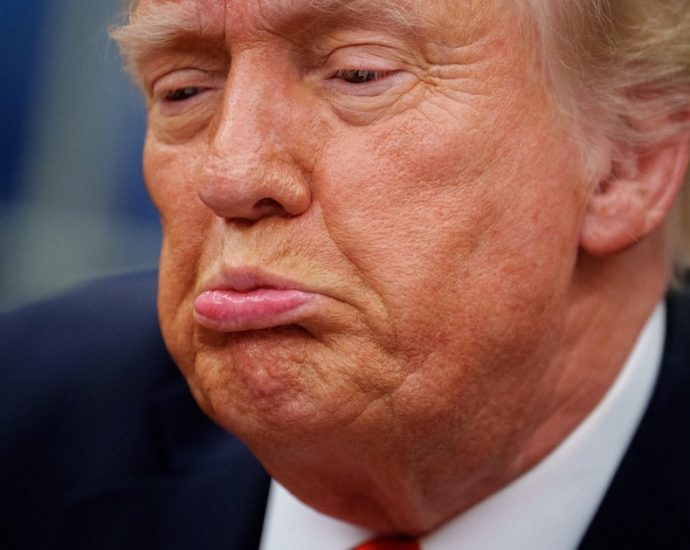 the-traitor-makes-paper-straws-his-latest-weapon-of-mass-distraction