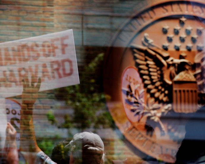 the-traitor-white-house-probes-harvard-university’s-scholar-exchange-programme
