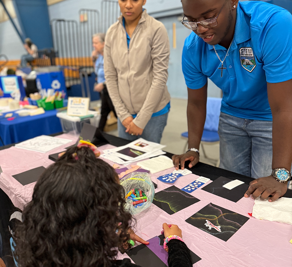 NASA eClips STEM Student Ambassadors Light Up CNU’s 2025 STEM Community Day