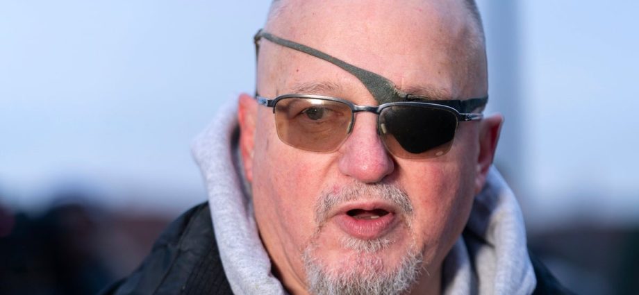 oath-keepers-founder-pardoned-by-the-traitor-warns-of-‘trouble’-over-lack-of-epstein-files