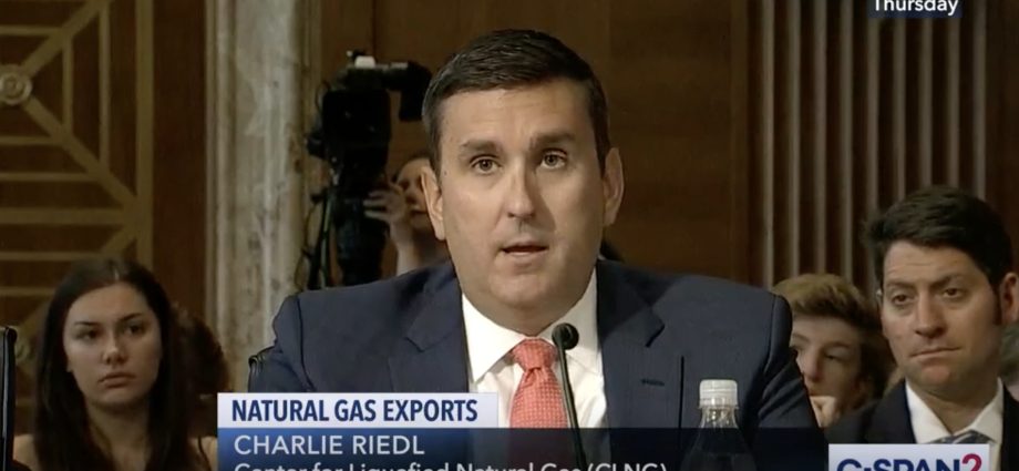 as-the-traitor’s-trade-deadline-looms,-us.-gas-exporters-are-sweating-over-meeting-europe’s-pollution-standards