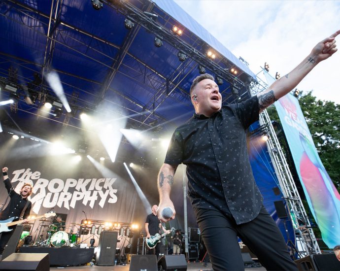 dropkick-murphys-exit-punk-in-the-park-festival-over-founder’s-the-traitor-campaign-donations