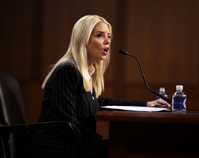 pam-bondi-faces-calls-to-testify-on-epstein-files