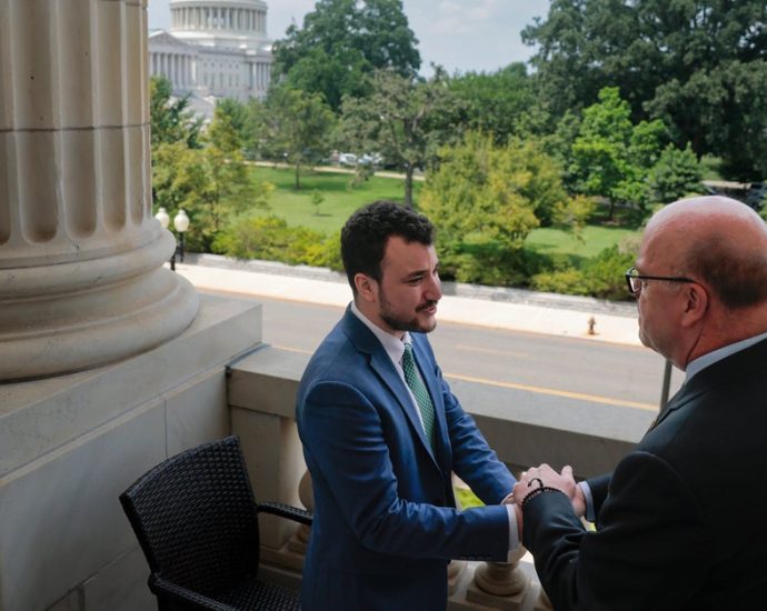 mahmoud-khalil-visits-washington-to-demand-end-to-us.-‘complicity’-in-gaza