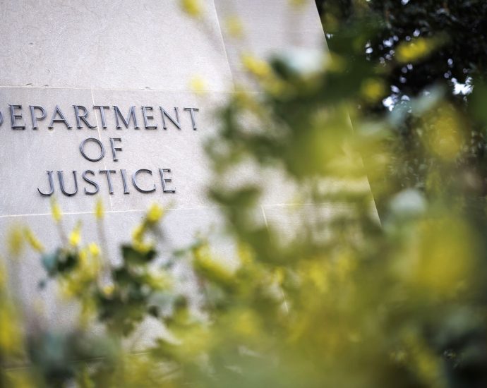 california-man-federally-charged-in-alleged-dating-app-scheme