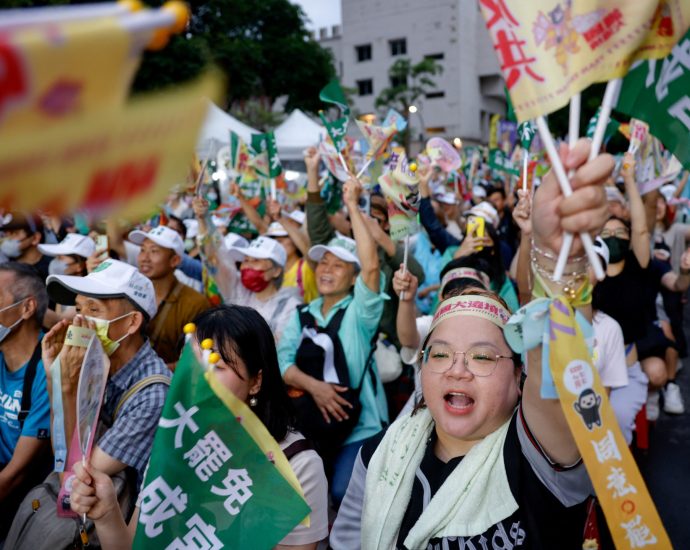 why-is-taiwan-holding-a-‘great-recall’-vote?