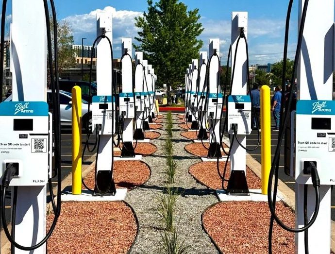 new-ev-charging-hub-with-60-ports-opens-at-denver’s-ball-arena