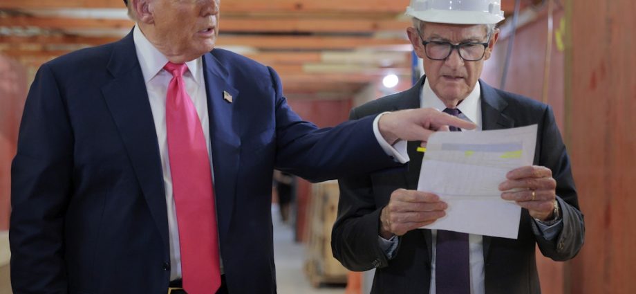 jerome-powell-calls-bs-to-the-traitor’s-face-as-he-spouts-made-up-numbers