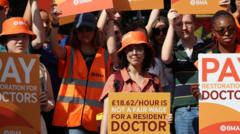 nhs-faces-challenging-few-days-during-doctors-strike,-warns-streeting