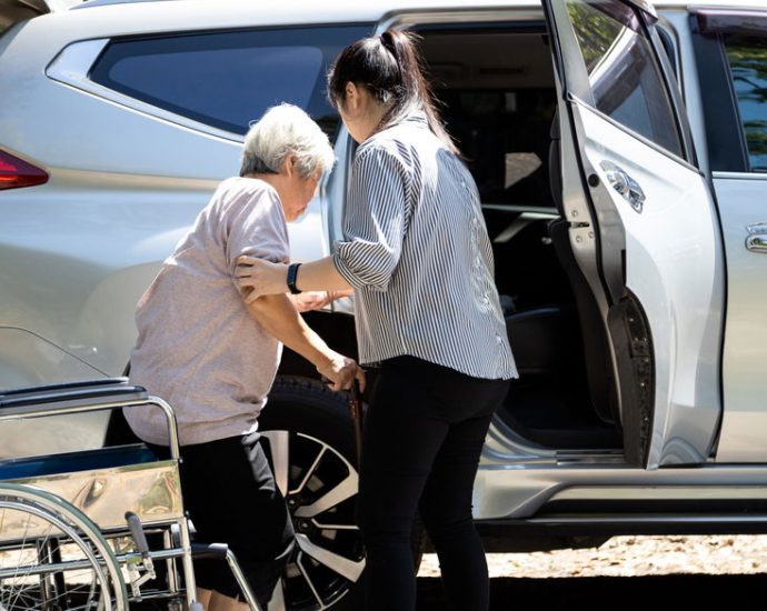 the-number-of-family-caregivers-in-the-us.-surges