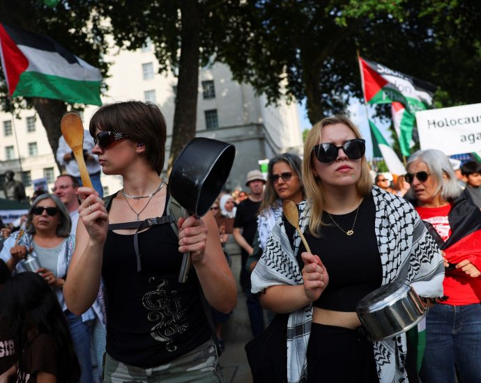 uk’s-starmer-faces-mounting-pressure-to-recognise-palestinian-state