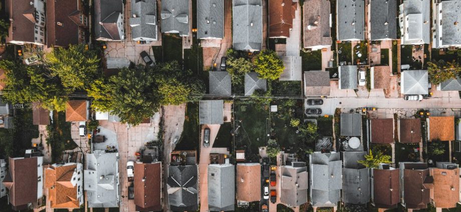 cutting-housing-counseling-is-a-grave-mistake