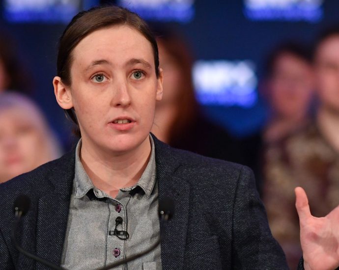 trailblazing-former-mp-mhairi-black-quits-snp-citing-the-party’s-‘capitulation-on-trans-rights’