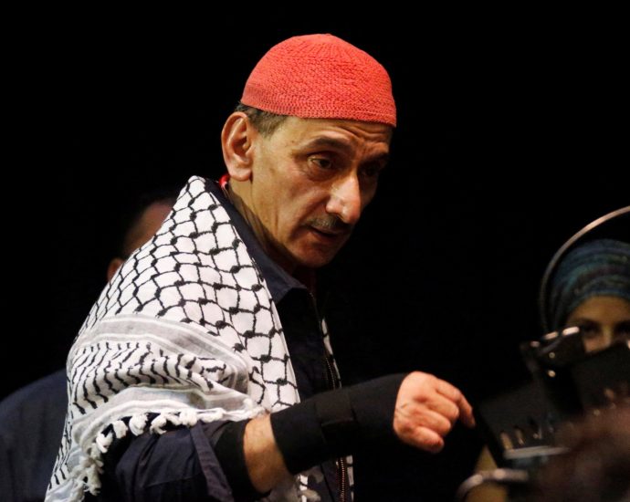 ziad-rahbani,-pioneering-lebanese-musician-and-composer,-dies-at-69