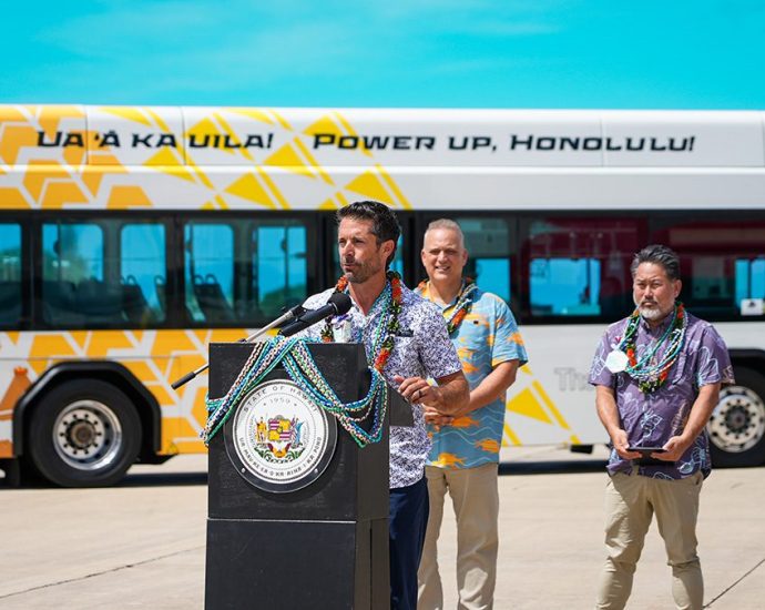 new-gillig-battery-electric-buses-arrive-in-hawai’i