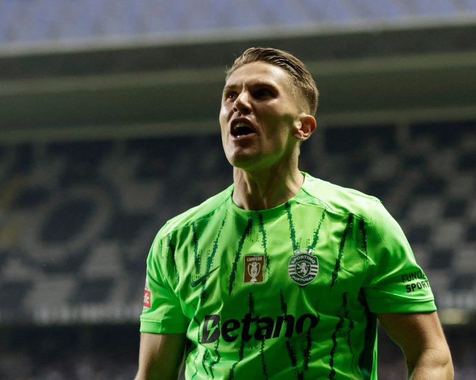 viktor-gyokeres-signs-for-arsenal-from-sporting-lisbon