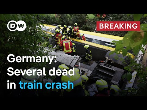 around-100-people-on-board-the-derailed-train-in-southern-germany-|-dw-news