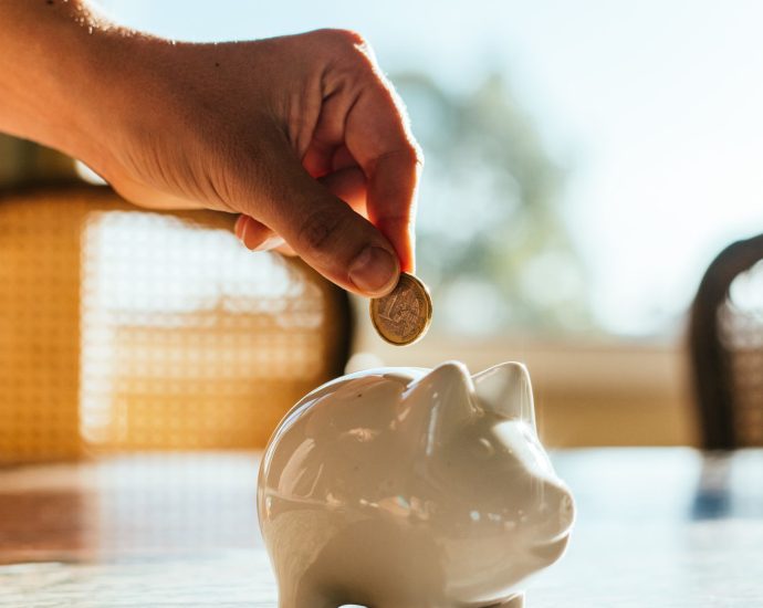 to-retire-in-a-large-city,-social-security-might-not-be-enough:-report