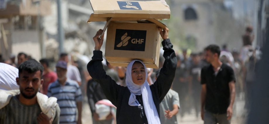 senate-democrats-demand-us.-stop-funding-deadly-aid-sites-in-gaza