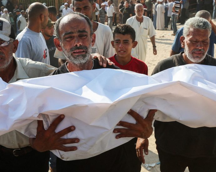 israel-continues-to-kill-palestinians-as-aid-trickles-into-gaza