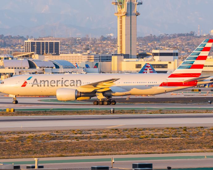american-airlines’-boeing-777s-return-to-new-york-jfk-los-angeles-after-4+-years