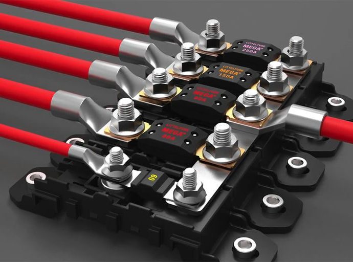 webinar:-optimize-power-distribution-unit-design-times-and-costs-with-modular-technology