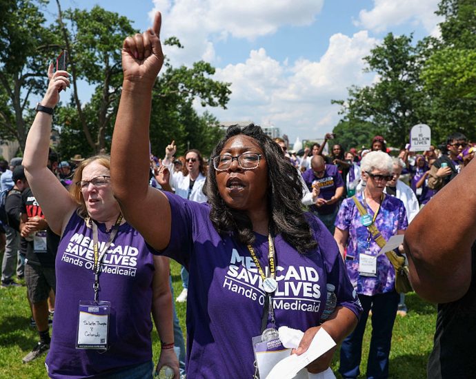 the-traitor-and-the-gop-don’t-care-for-health-caregivers