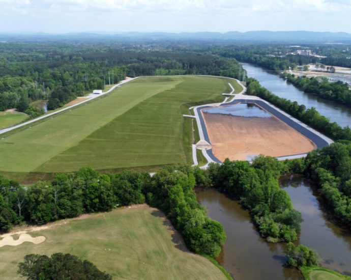 capped-alabama-coal-ash-pond-still-polluting-groundwater-7-years-after-closure,-lawsuit-claims