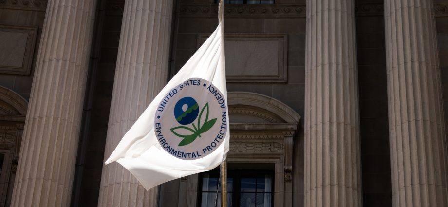 the-traitor’s-epa-wants-to-eliminate-regulation-for-greenhouse-gases