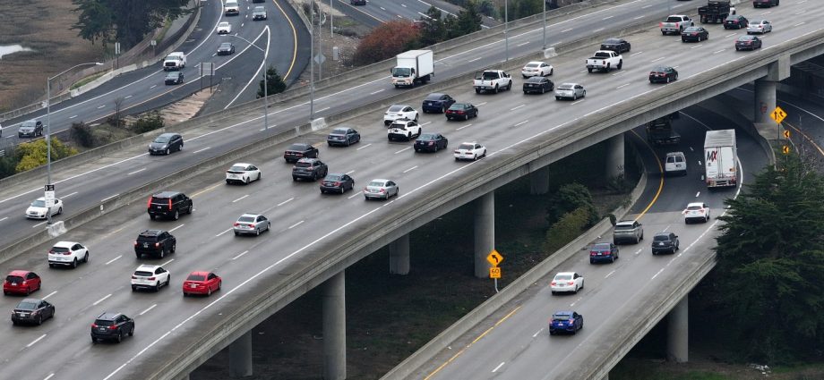 the-epa-proposes-gutting-its-greenhouse-gas-rules.-here’s-what-it-means-for-cars-and-pollution
