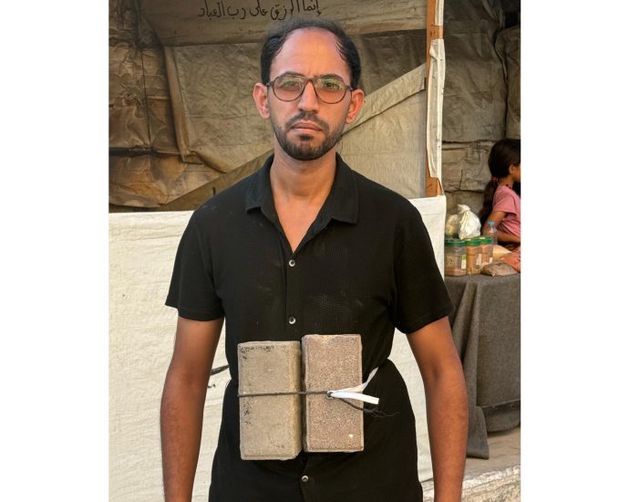 ‘we-are-starving’:-bread-becomes-a-distant-dream-for-palestinians-in-gaza