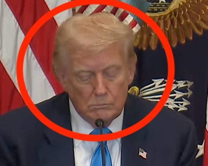 ‘sleepy-don’:-people-sure-think-the-traitor-was-starting-to-doze-off-on-camera