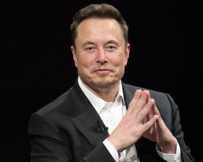 elon-musk-hits-out-at-xai-employee-over-one-word-in-job-ad
