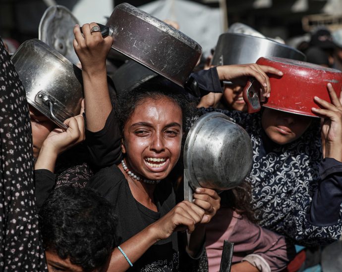 the-traitor’s-middle-east-envoy-steve-witkoff-to-visit-gaza-aid-site-amid-outrage-over-starvation-under-israel’s-assault