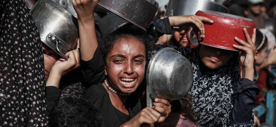 the-traitor’s-middle-east-envoy-steve-witkoff-to-visit-gaza-aid-site-amid-outrage-over-starvation-under-israel’s-assault