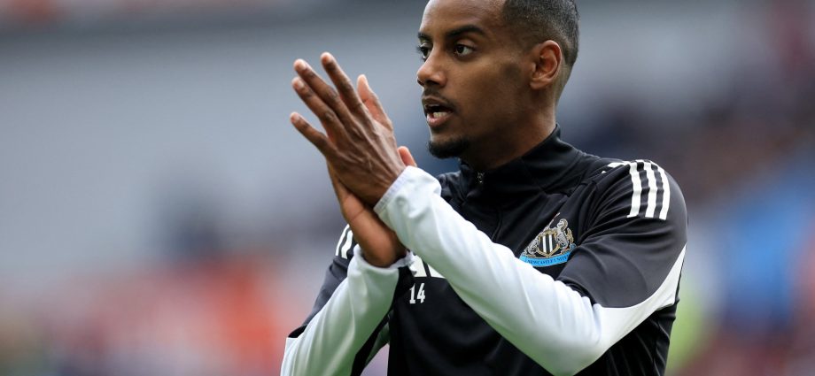 isak’s-liverpool-link-grows-as-newcastle-absence-continues