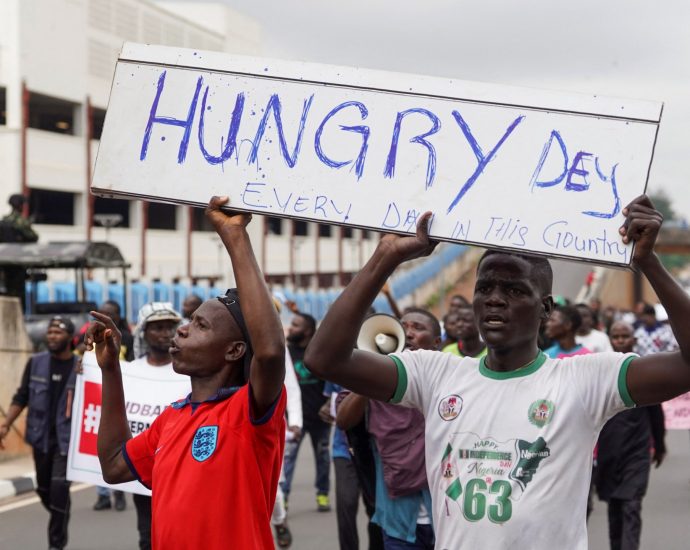 ‘accountability-elusive’-a-year-after-nigeria-protest-killings:-amnesty