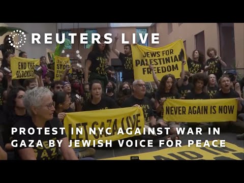 live:-protest-against-war-in-gaza-by-jewish-voice-for-peace-in-nyc