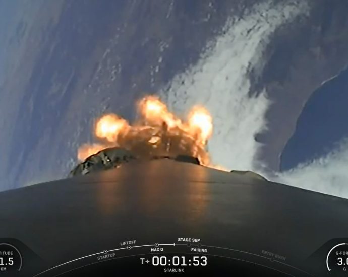 SpaceX launches 19 Starlink satellites from California, lands rocket on ship at sea (video)