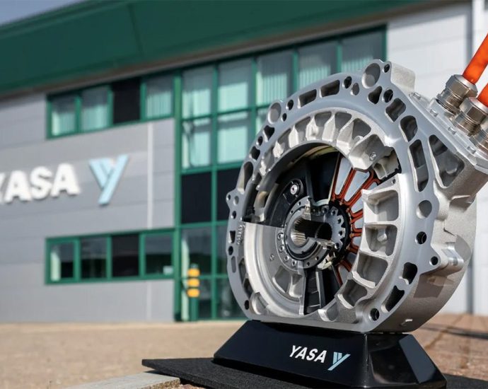 mercedes-owned-yasa-reveals-a-737-hp-axial-flux-electric-motor-that-weighs-just-29-pounds