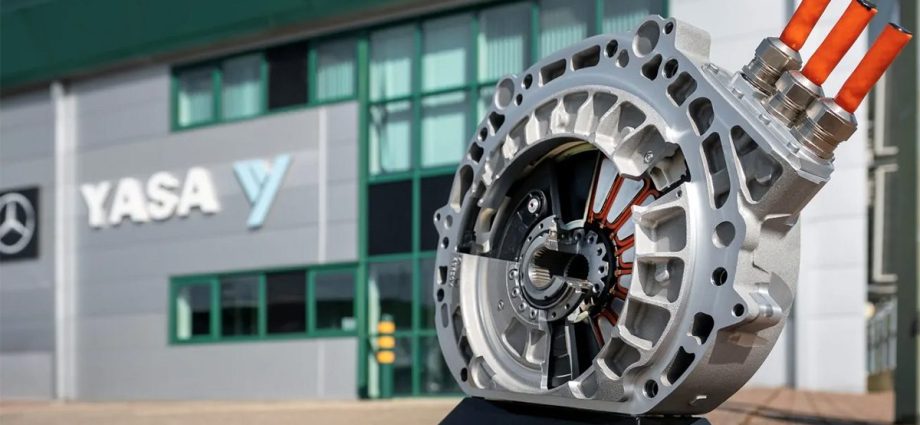 mercedes-owned-yasa-reveals-a-737-hp-axial-flux-electric-motor-that-weighs-just-29-pounds