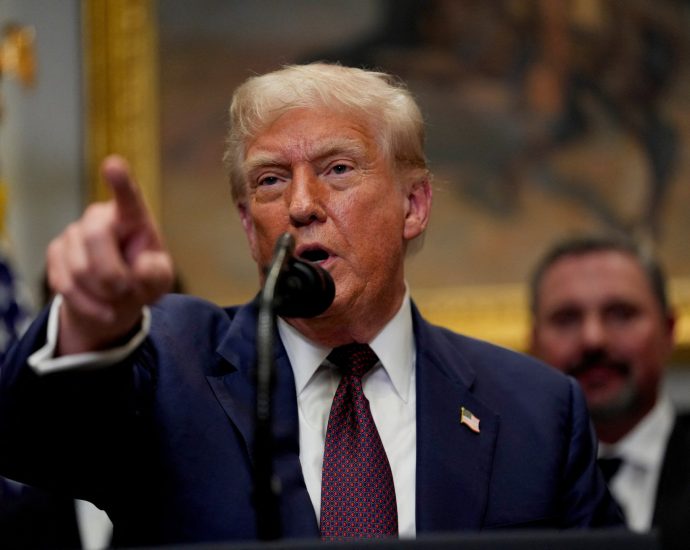 the-traitor-fires-official-overseeing-jobs-data-after-dismal-employment-numbers