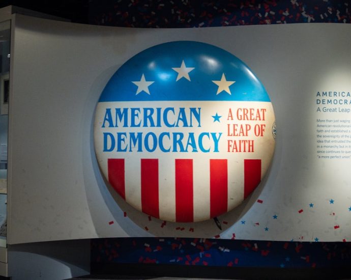 smithsonian-strips-the-traitor’s-name-from-american-history-museum’s-impeachment-exhibit