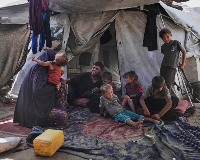 gaza-family’s-battle-for-survival-as-hunger-and-heat-deepen-despair
