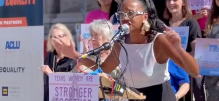 black-activist-gives-blistering-speech-in-support-of-her-‘trans-sisters’:-‘it’s-time-for-us-to-stand-in-solidarity’