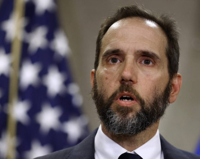 officials-launch-investigation-into-ex-special-counsel-jack-smith