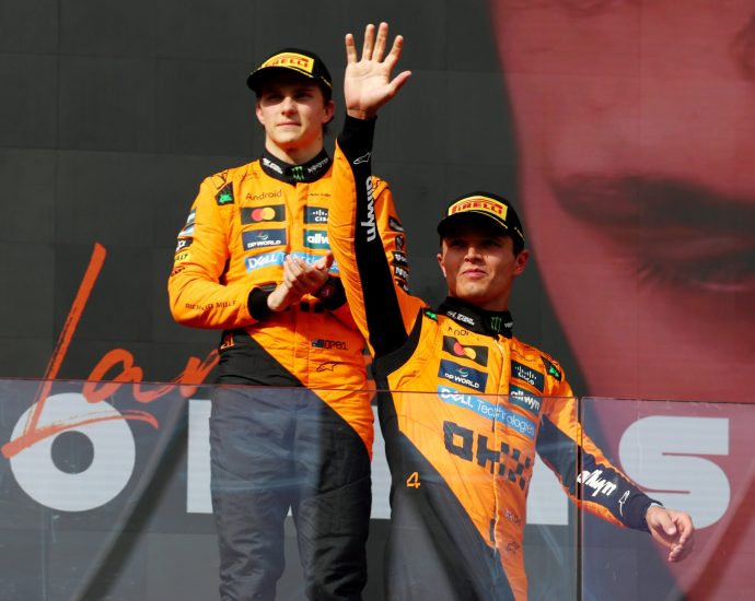 norris-wins-hungary-f1-gp-in-mclaren-one-two